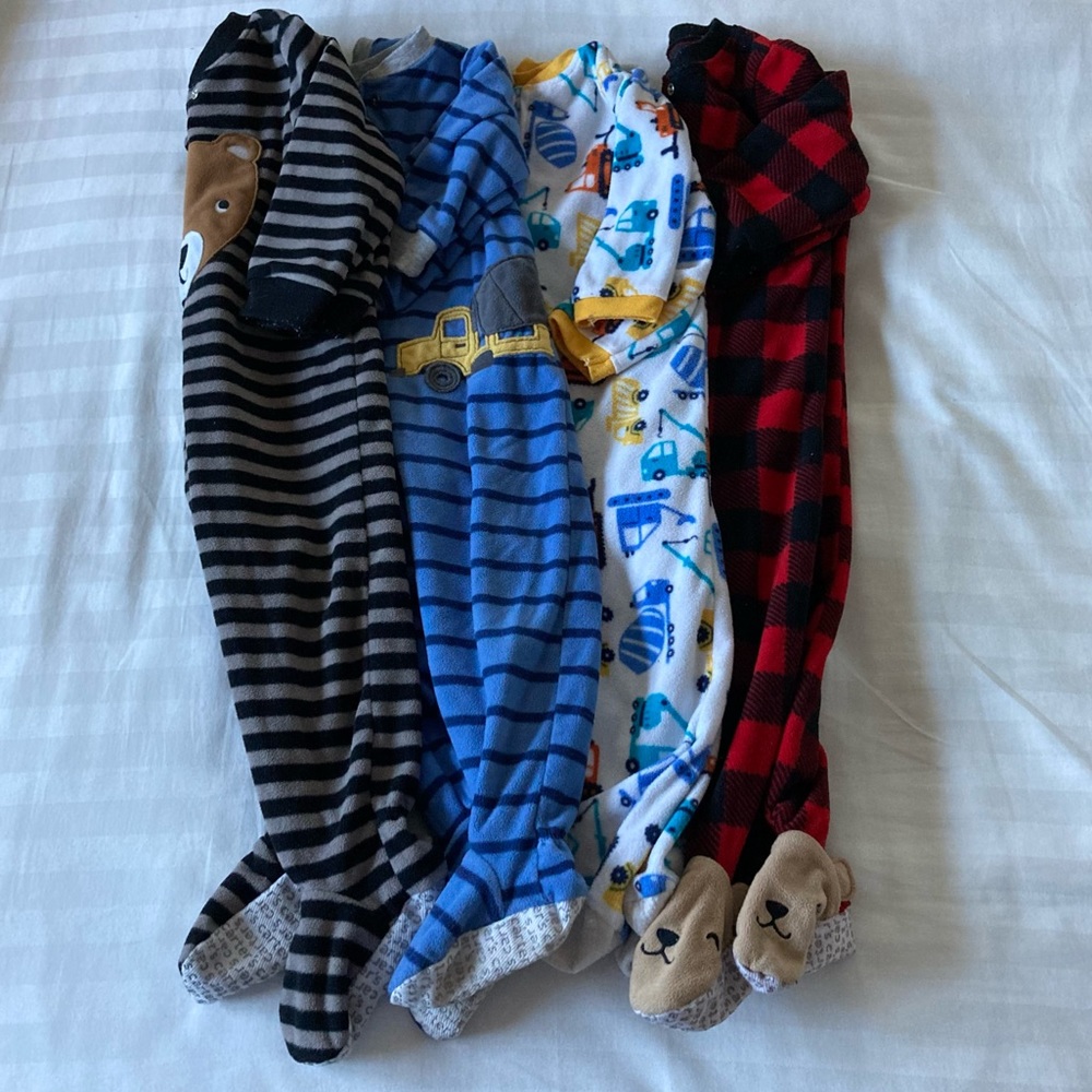Carter’s 18M Lot of 4 Fleece Footed Pajamas